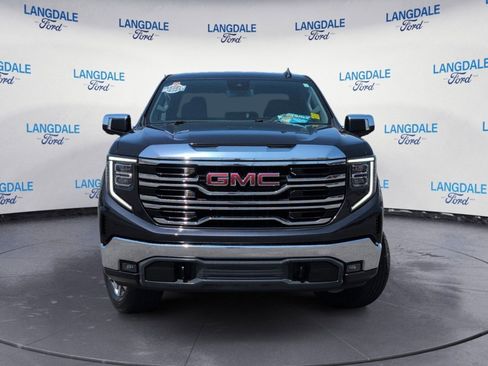 Used 2023 GMC Sierra 1500 SLT w/ SLT Premium Package AWD/4WD image 12