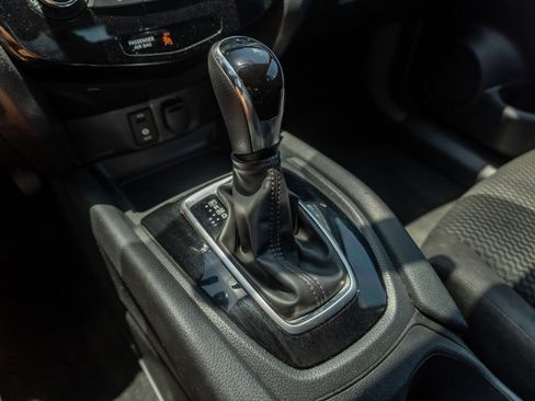 Used 2018 Nissan Rogue Sport S FWD image 25