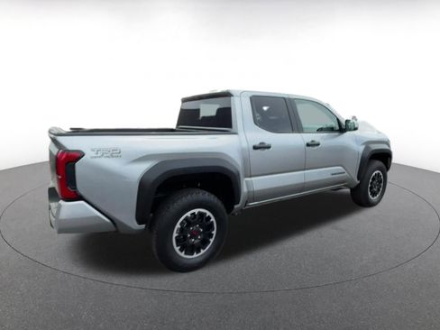 Used 2025 Toyota Tacoma TRD Off-Road image 15
