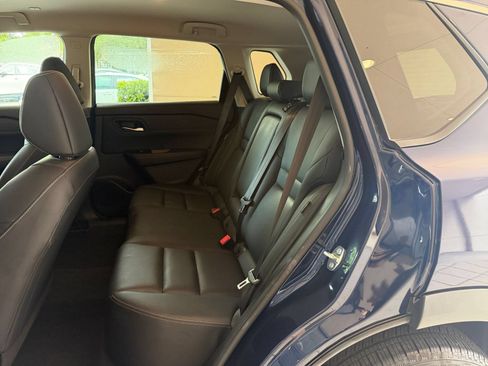 Used 2026 Nissan Rogue SL FWD image 27