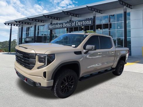 Used 2022 GMC Sierra 1500 Elevation AWD/4WD image 8