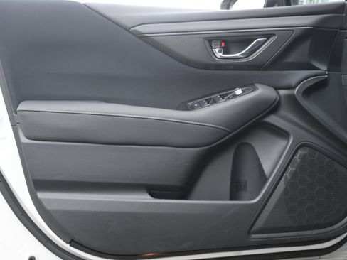 Certified 2025 Subaru Outback Premium w/ Popular Package #1A image 14