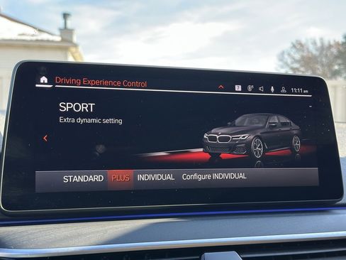 Certified 2023 BMW 540i xDrive w/ Executive Package image 39