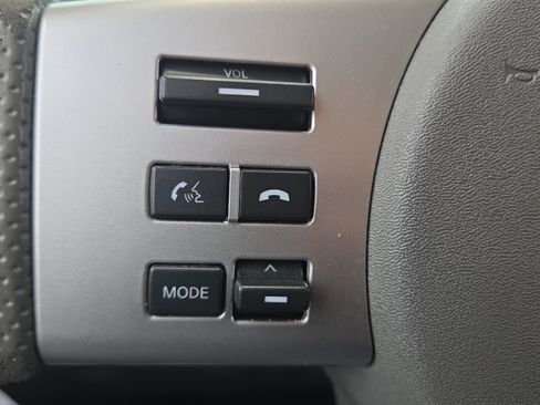 Used 2021 Nissan Frontier SV w/ Midnight Edition Floor Mats RWD image 22