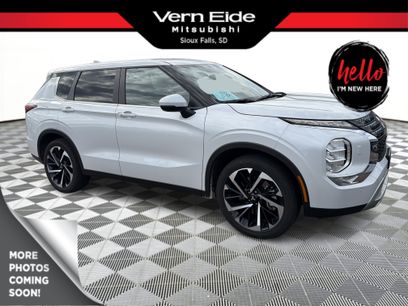 Used 2022 Mitsubishi Outlander SE