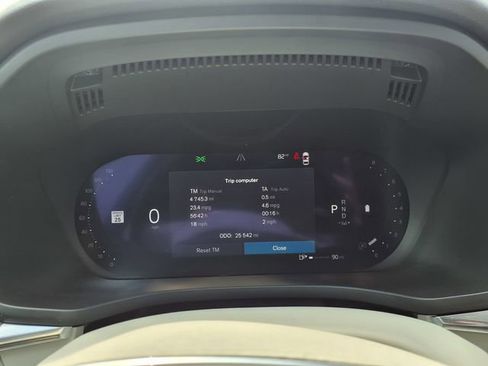 Used 2023 Volvo XC60 B5 Plus w/ Protection Package Premier FWD image 32