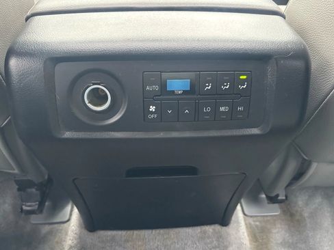 Used 2008 Toyota Sequoia Limited image 32