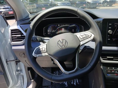 New 2025 Volkswagen Taos SEL image 14