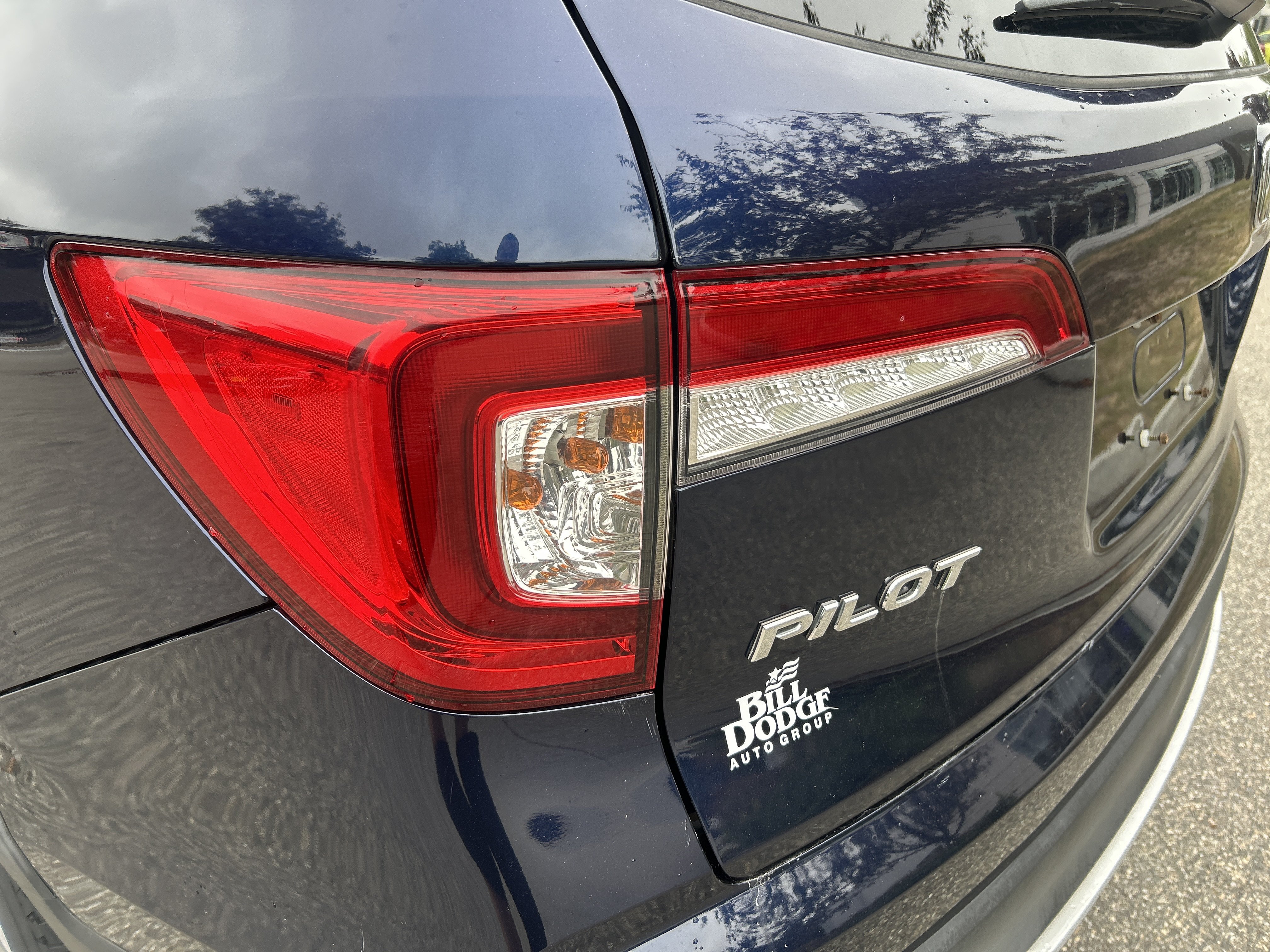 Used 2019 Honda Pilot EX image 11