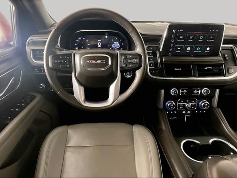 Certified 2022 GMC Yukon SLT w/ SLT Premium Package RWD image 6