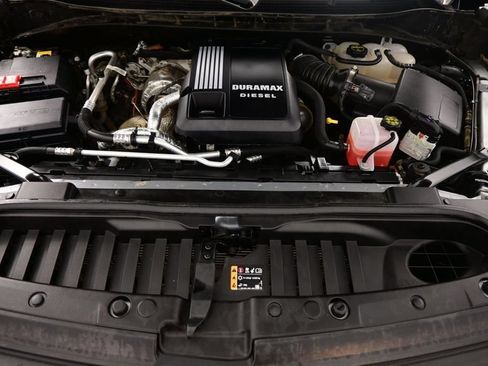 Used 2025 Chevrolet Silverado 1500 Custom Trail Boss w/ LPO, Dark Essentials Package AWD/4WD image 27