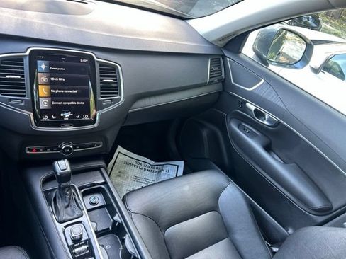 Used 2020 Volvo XC90 T6 Momentum w/ Protection Package AWD/4WD image 12