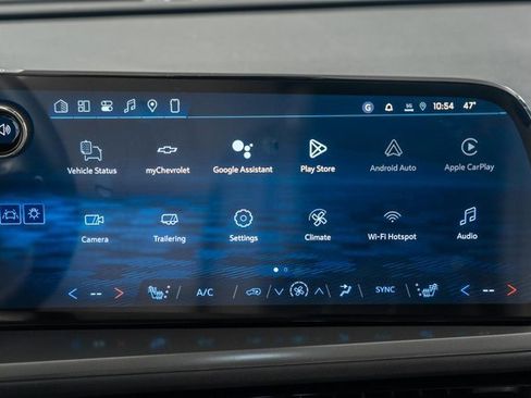 New 2026 Chevrolet Traverse LT w/ LPO, Floor Liner Package image 22