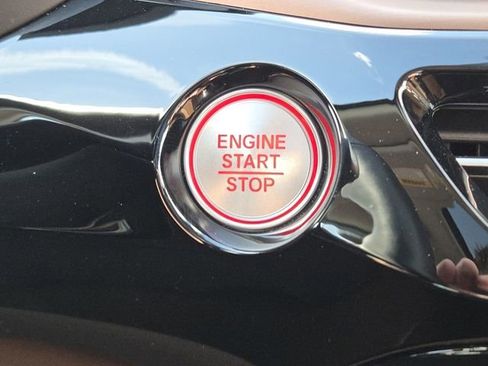 Used 2023 Acura MDX SH-AWD w/ Technology Package image 16