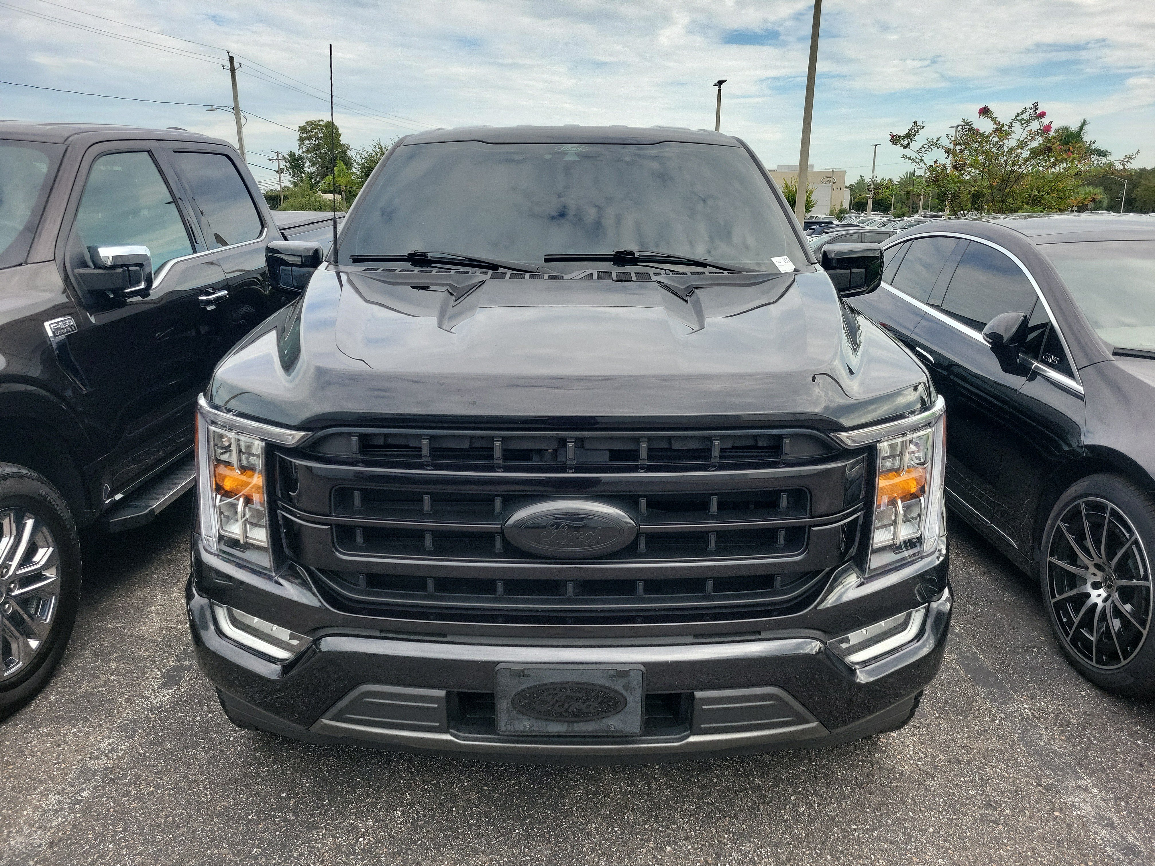 Used 2021 Ford F150 Lariat RWD image 3
