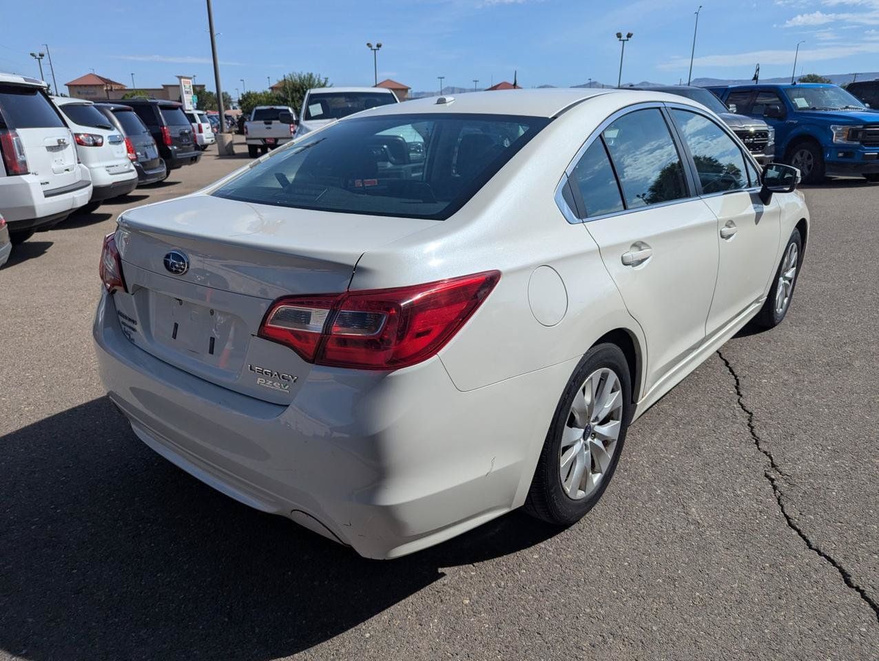 Used 2015 Subaru Legacy 2.5i Premium AWD/4WD image 10