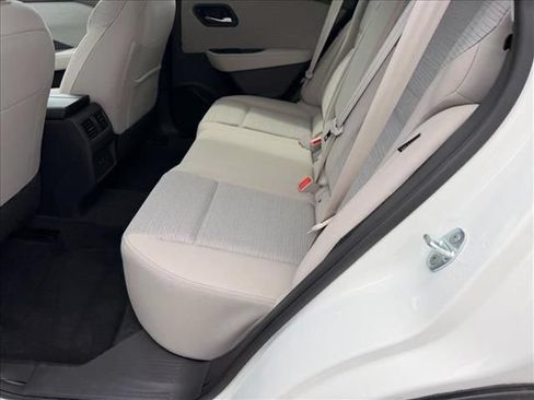 Used 2023 Nissan Rogue SV AWD/4WD image 10