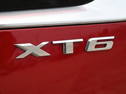 Used 2024 Cadillac XT6 Premium Luxury w/ LPO, Floor Liner Package FWD image 21