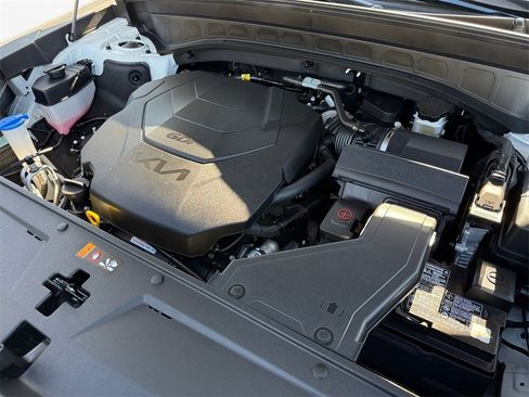 New 2025 Kia Telluride SX w/ SX Captain's Chair Package image 22