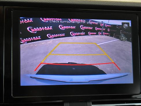 Used 2022 Kia Niro EX FWD image 19