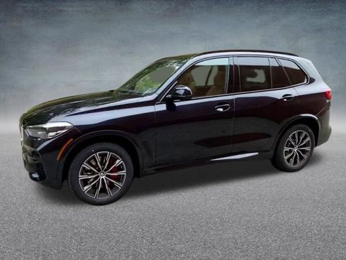 Used 2022 BMW X5 xDrive40i w/ M Sport Package AWD/4WD image 11