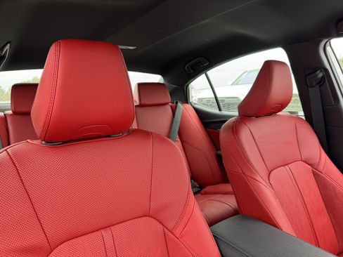 New 2026 Toyota Camry XSE AWD/4WD image 3