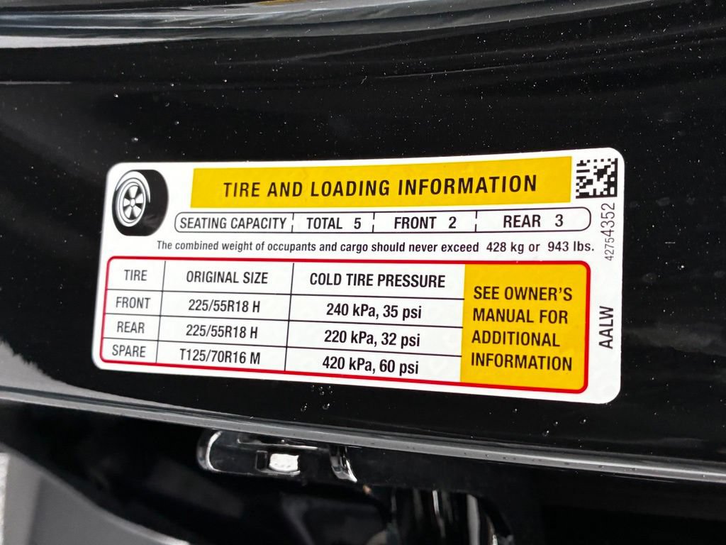 Used 2024 Chevrolet Trax ACTIV w/ Sunroof Package FWD image 42