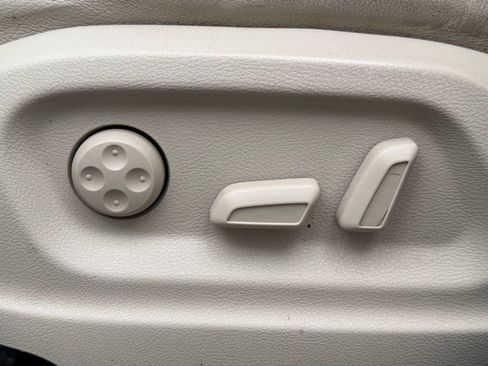 Used 2012 Audi Q5 3.2 Premium Plus image 21