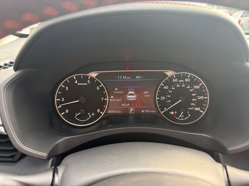 Used 2024 Nissan Altima 2.5 SR image 11