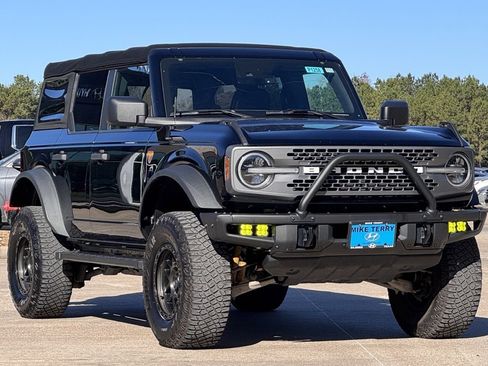 Used 2021 Ford Bronco Badlands w/ Sasquatch Package image 11