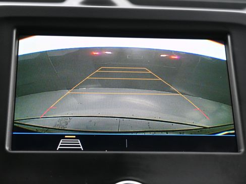 Used 2020 Chevrolet Equinox LT w/ Midnight Edition image 43