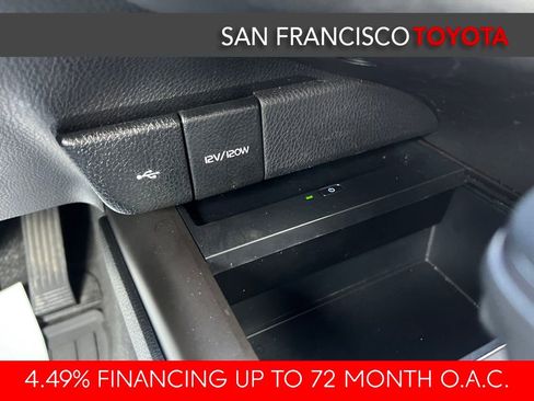 Used 2023 Toyota Camry SE image 26