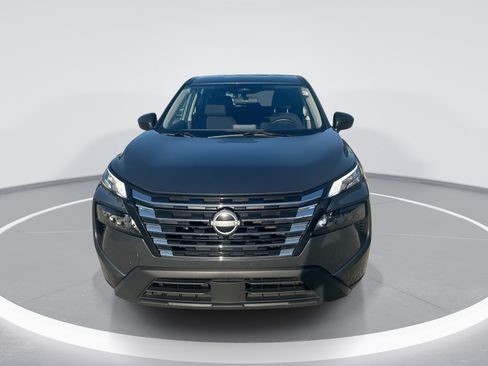 Used 2024 Nissan Rogue S FWD image 9