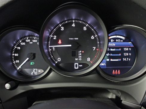 Used 2025 Porsche Macan image 20