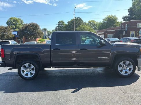 Used 2015 GMC Sierra 1500 SLE w/ SLE Value Package AWD/4WD image 4