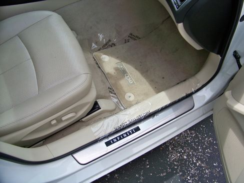 Used 2018 INFINITI Q50 Luxe w/ Sensory Package (Luxe) image 23