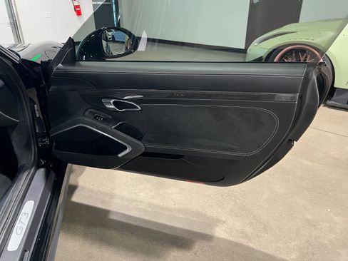 Used 2014 Porsche 911 GT3 image 41