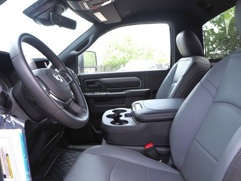 New 2025 RAM 3500 Tradesman image 13