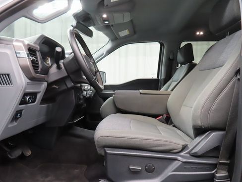 Used 2024 Ford F150 XLT w/ Tow/Haul Package image 9