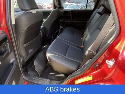 Used 2019 Toyota 4Runner TRD Off-Road Premium image 10