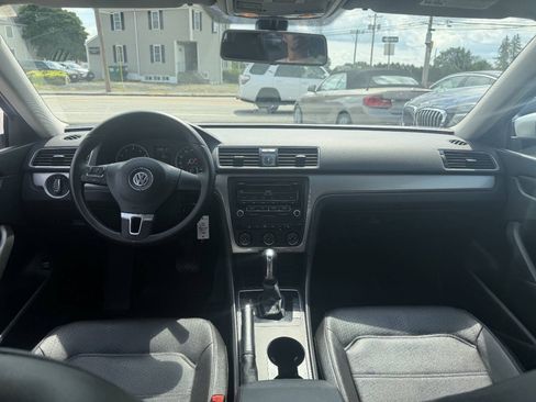Used 2014 Volkswagen Passat 1.8T Wolfsburg Edition FWD image 21