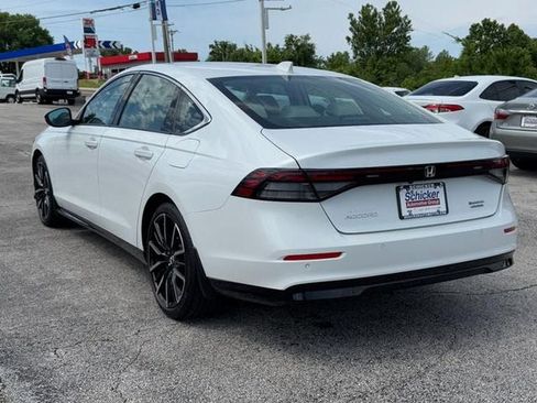 Used 2023 Honda Accord Touring image 6