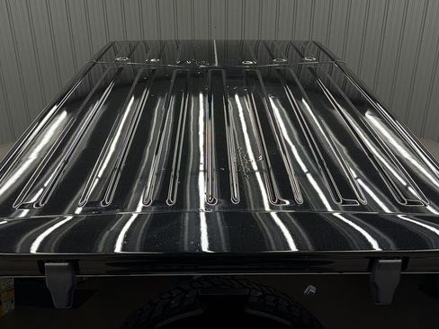 Used 2025 Jeep Wrangler Unlimited Sahara w/ Safety Group image 17