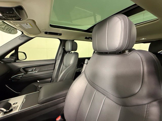 Certified 2025 Land Rover Range Rover Long Wheelbase SE AWD/4WD image 14