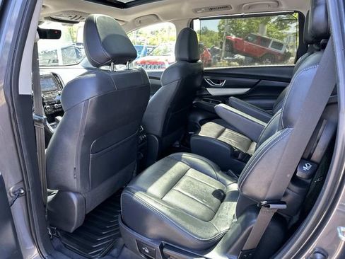 Used 2020 Subaru Ascent Limited w/ Technology Package AWD/4WD image 18