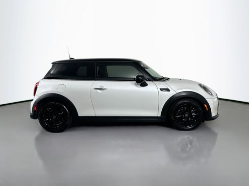 Used 2023 MINI Cooper 2-Door Hardtop image 5