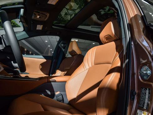 New 2026 Toyota Crown Signia Limited image 20