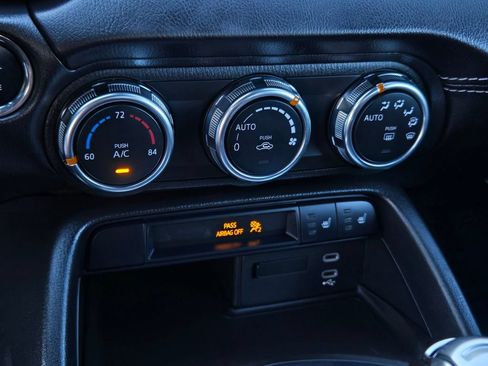 Certified 2025 MAZDA MX-5 Miata Grand Touring RWD image 18