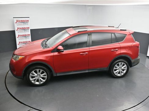 Used 2015 Toyota RAV4 Limited image 27