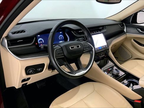Used 2022 Jeep Grand Cherokee L Limited AWD/4WD image 21